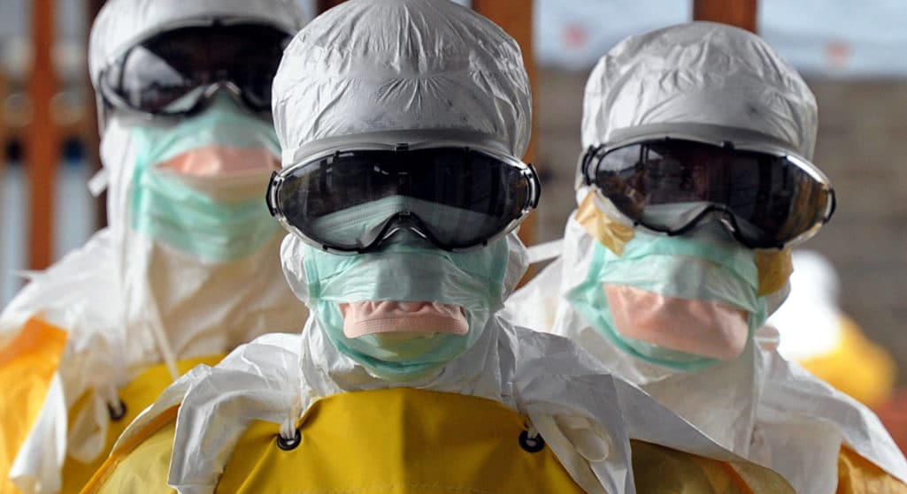 Ο Έμπολα δεν θα αποκαλείται από εδώ και στο εξής «ανίατη ασθένεια», αφού σύμφωνα με τους επιστήμονες, σε δοκιμή τεσσάρων φαρμάκων κατά την πανδημία που σημειώθηκε στο Κονγκό, φάνηκε πως με δυο από αυτά μειώθηκε σημαντικά ο βαθμός θνησιμότητας.
