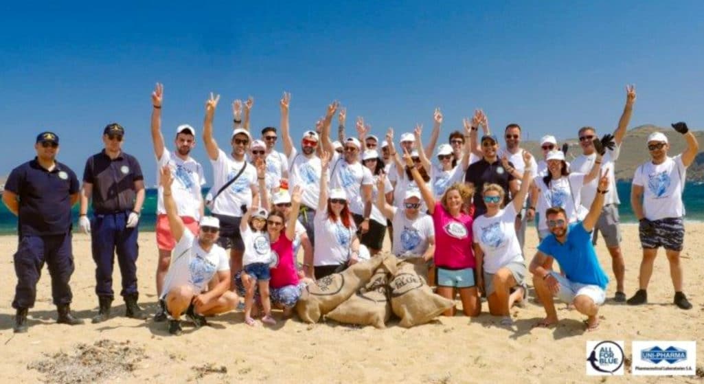 Με το σύνθημα “Save the Sea”, η δυναμική Ομάδα Green Team του Ομίλου Φαρμακευτικών Επιχειρήσεων Τσέτη (ΟΦΕΤ), βρέθηκε για δεύτερη χρονιά το Σαββατοκύριακο 8 και 9 Ιουνίου 2019 στη Μύκονο, προκειμένου να καθαρίσει τις θάλασσες και τις ακτές (με υποβρύχια και παράκτια μέσα).