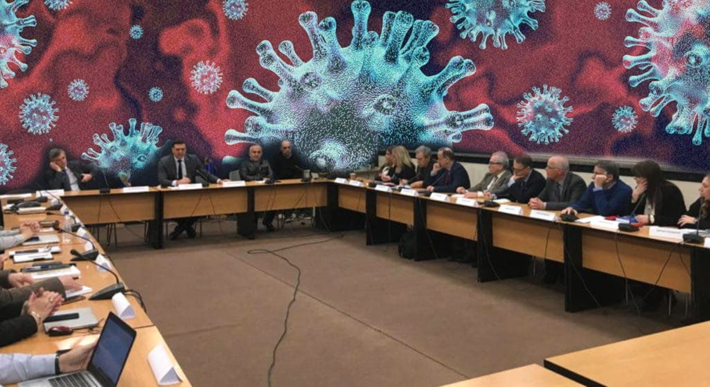 Συνάντηση εργασίας στο Υπουργείο Υγείας, με ομάδα εμπειρογνωμόνων και ειδικών λοιμωξιολόγων, για τον νέο κοροναϊό πραγματοποίησε σήμερα ο υπουργός Υγείας, Βασίλης Κικίλιας. 