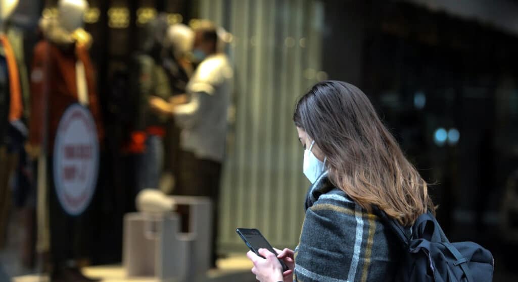 Ολική επαναφορά από σήμερα Δευτέρα για το λιανεμπόριο έπειτα από μια περίοδο σκληρού lockdown, καθώς η κυβέρνηση αποφάσισε την επανεκκίνηση της λειτουργίας των εμπορικών καταστημάτων, αλλά με την ταυτόχρονη εφαρμογή αυστηρών μέτρων έναντι της εξάπλωσης του κορωνοϊού.