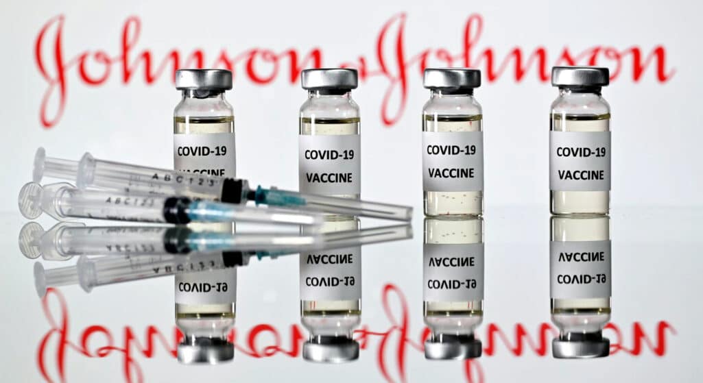 Συνολικά τρεις θάνατοι έχουν καταγραφεί στις Ηνωμένες Πολιτείες λόγω θρομβοεμβολικών επεισοδίων μετά τη χορήγηση του εμβολίου της εταιρείας Johnson & Johnson για την Covid-19