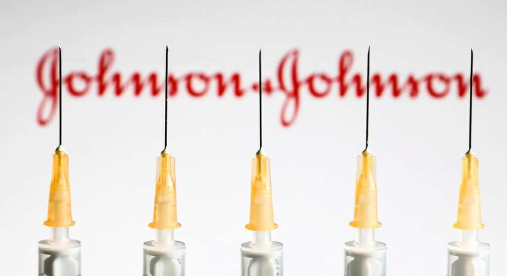 Η εταιρεία Johnson & Johnson ανακοίνωσε ότι υπέβαλε στον Ευρωπαϊκό Οργανισμό Φαρμάκων (EMA) δεδομένα που υποστηρίζουν τη χρήση μιας ενισχυτικής (δεύτερης) δόσης του εμβολίου κατά της COVID-19 για τα άτομα ηλικίας 18 ετών και άνω.
