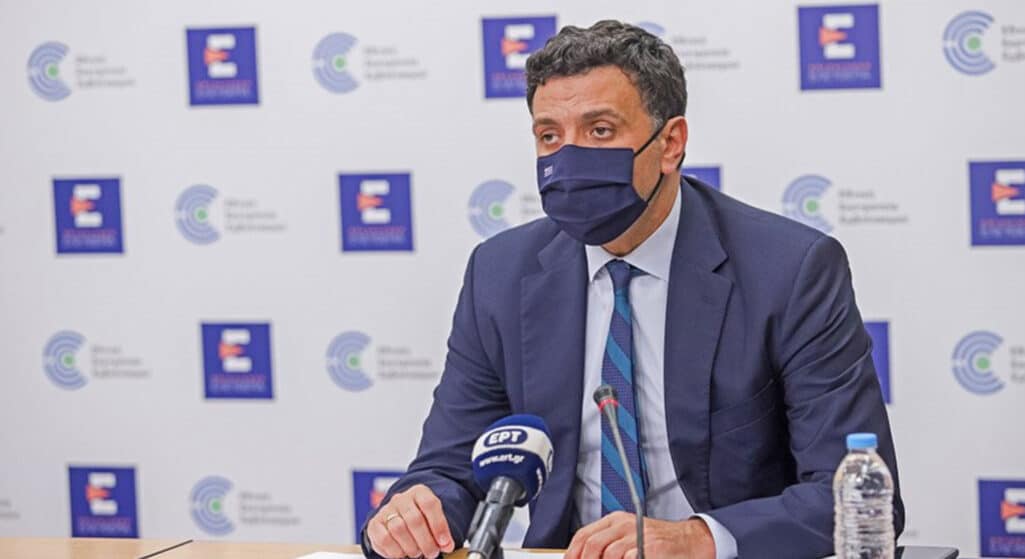 Προσερχόμενος στο Συμβούλιο Υπουργών Υγείας της Ευρωπαϊκής 'Ένωσης που πραγματοποιείται στο Λουξεμβούργο, ο υπουργός Υγείας Βασίλης Κικίλιας -απαντώντας σε ερώτηση που αφορούσε στη σύσταση της ελληνικής επιτροπής εμβολιασμών να κάνουν το εμβόλιο της AstraZeneca 