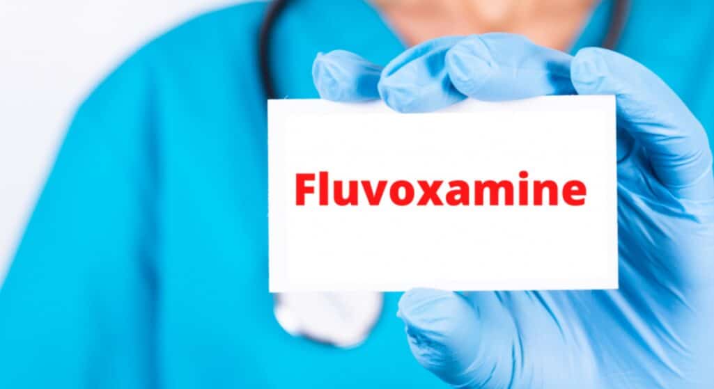 Ένα αντικαταθλιπτικό φάρμακο, η fluvoxamine (φλουβοξαμίνη), μπορεί να μειώσει τις νοσηλείες ασθενών που έχουν προσβληθεί από COVID-19 και αντιμετωπίζουν τον κίνδυνο εμφάνισης σοβαρών μορφών της νόσου, είναι το πόρισμα κλινικής δοκιμής το οποίο δόθηκε στη δημοσιότητα.